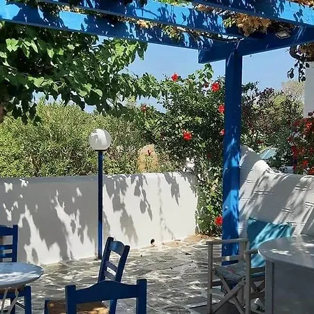Pelagos Aparthotel 4*